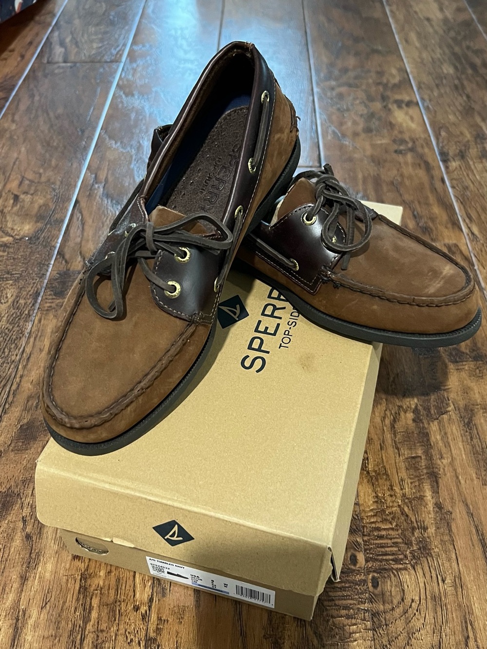 Brand New - Sperry Men’s Two-Tone Brown Suede & Leather Boat Shoes size 8.5W